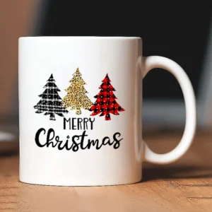 Festive Christmas Tree Ceramic Mug, "Merry Christmas" Coffee Mug, Insulated Reusable Coffee Mug for Home and Kitchen