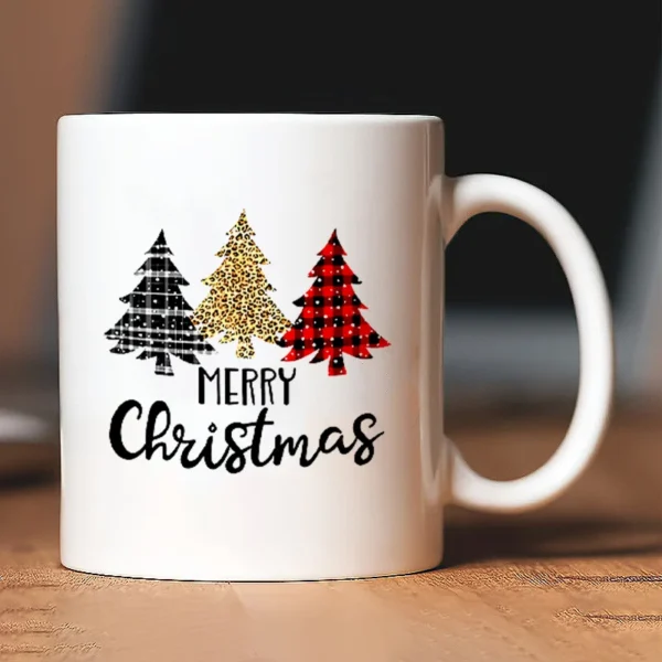 Festive Christmas Tree Ceramic Mug, "Merry Christmas" Coffee Mug, Insulated Reusable Coffee Mug for Home and Kitchen